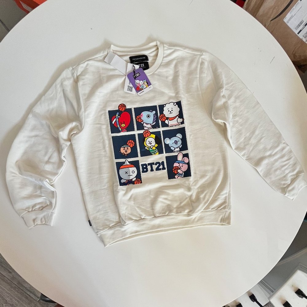 ❌SOLD❌BT21 Relaxed Fit Pullover Sweater